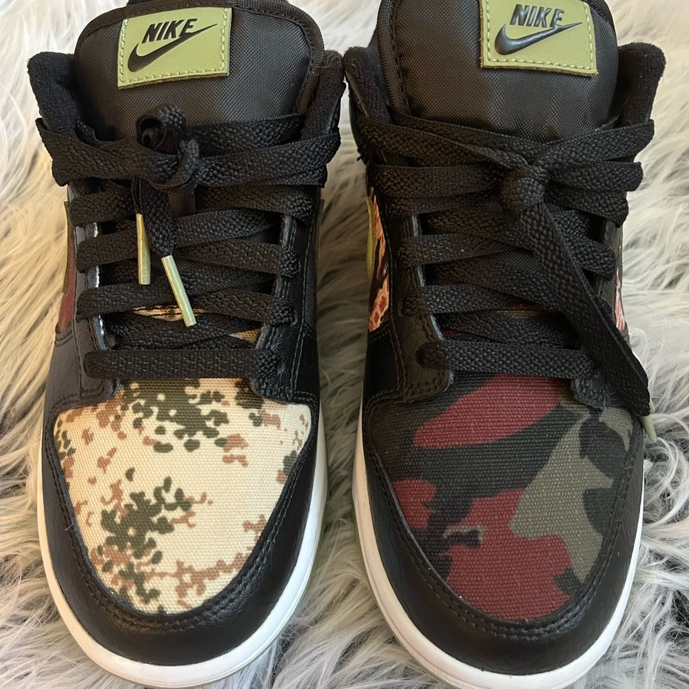 Camo Nike Dunk Low SE